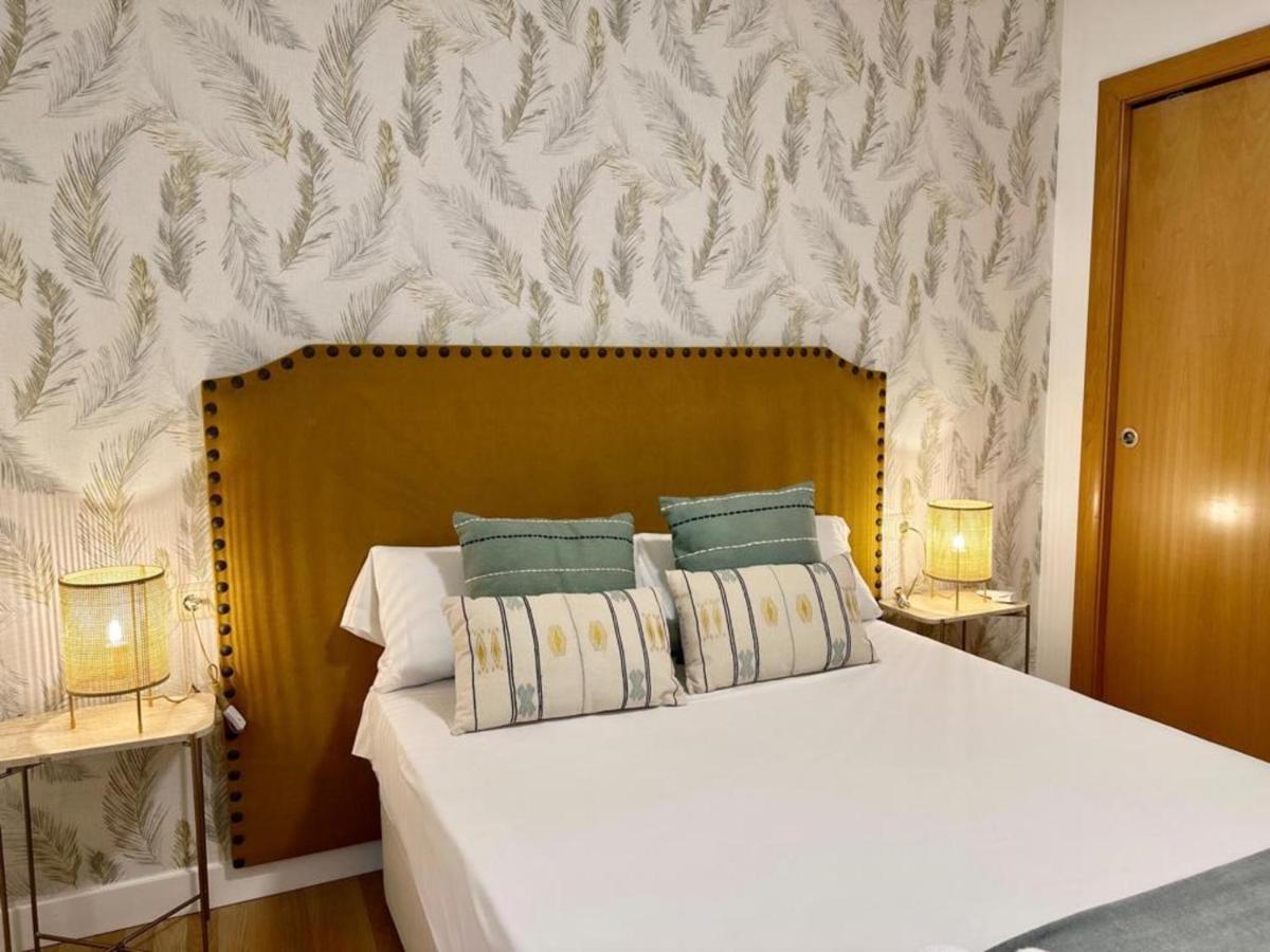 Santa Lucia 1 Bedroom Apartment Malaga Exterior photo