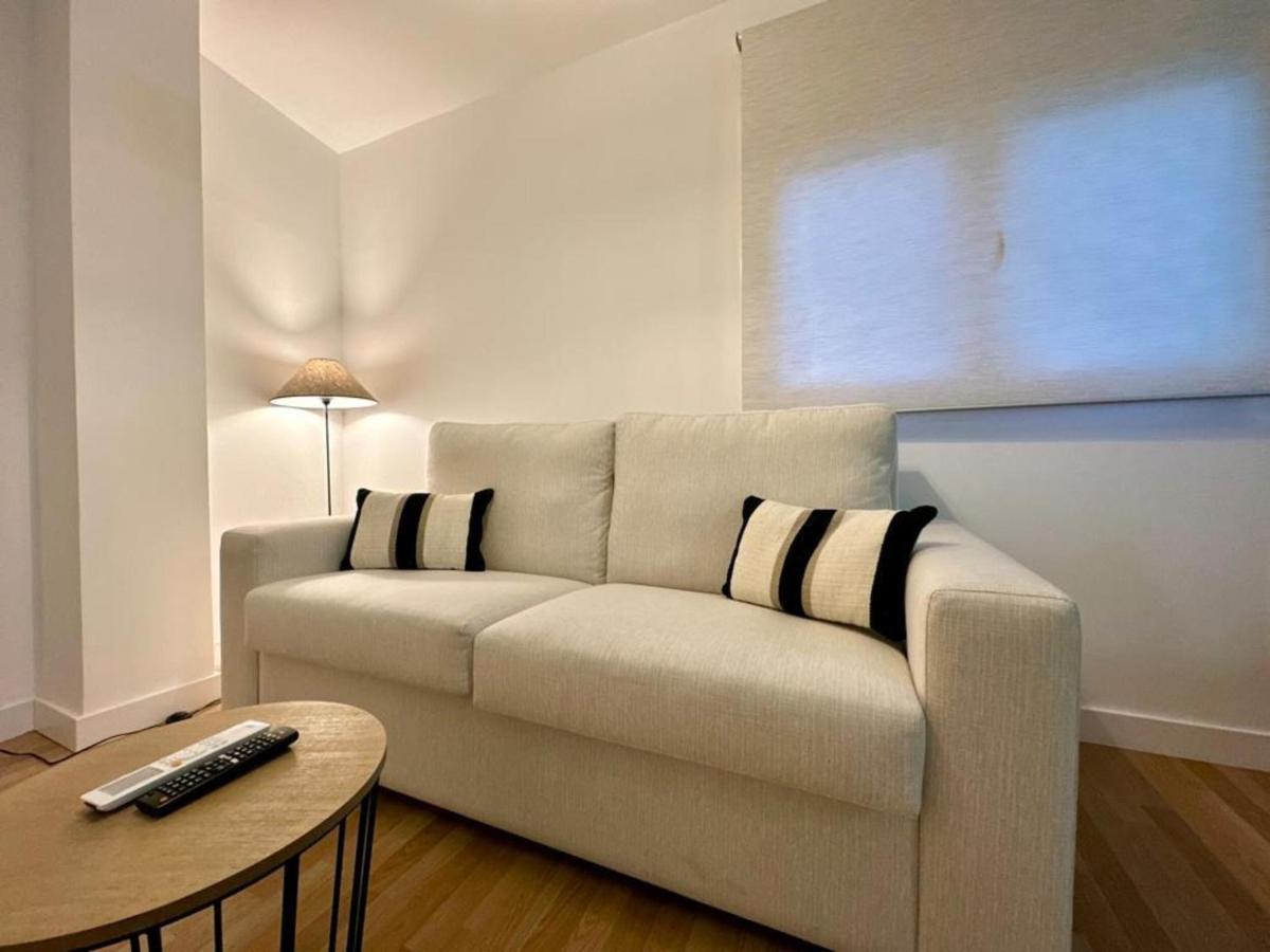 Santa Lucia 1 Bedroom Apartment Malaga Exterior photo